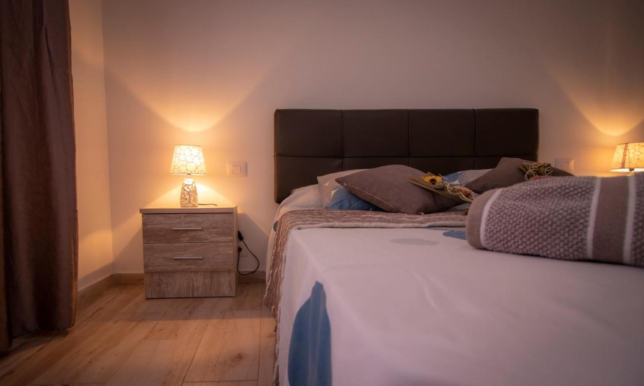 El Carmen Beach Apartment ロスクリスティアーノス エクステリア 写真