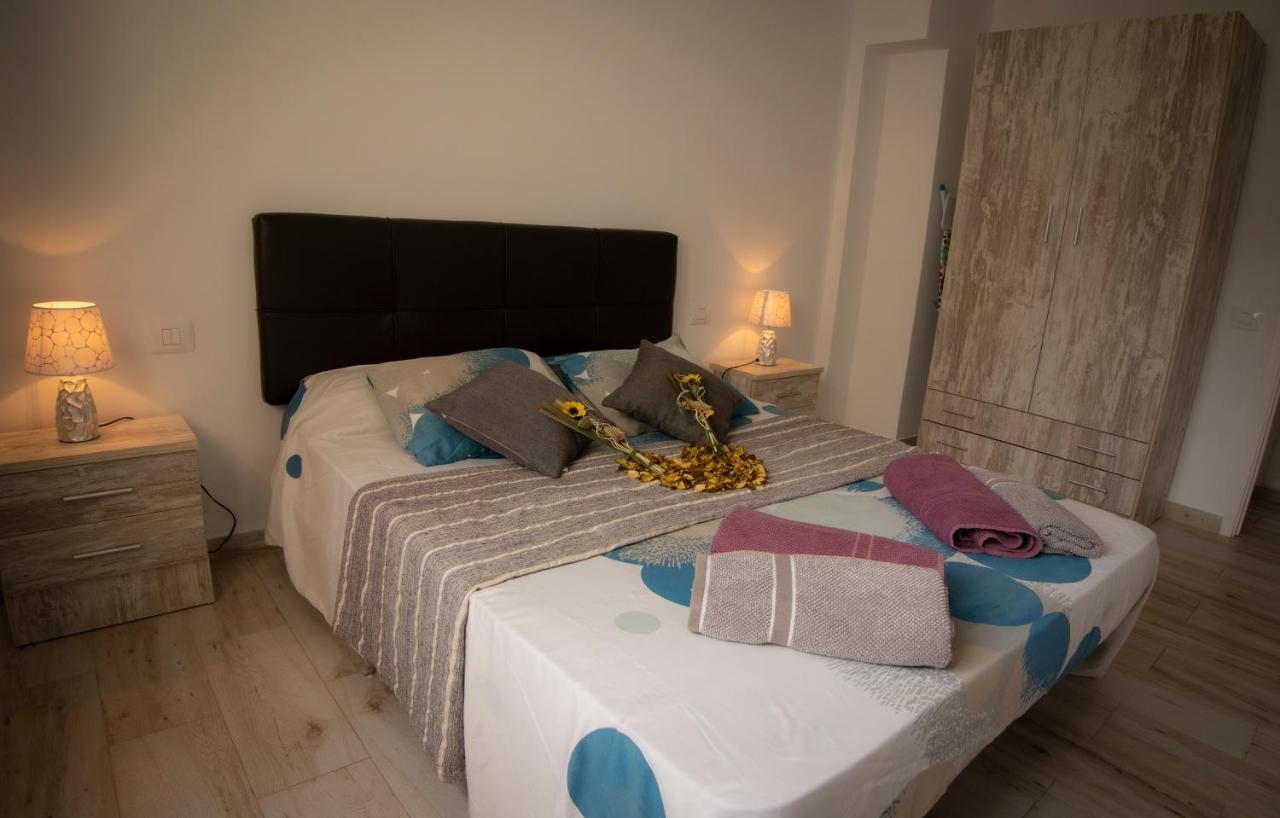El Carmen Beach Apartment ロスクリスティアーノス エクステリア 写真